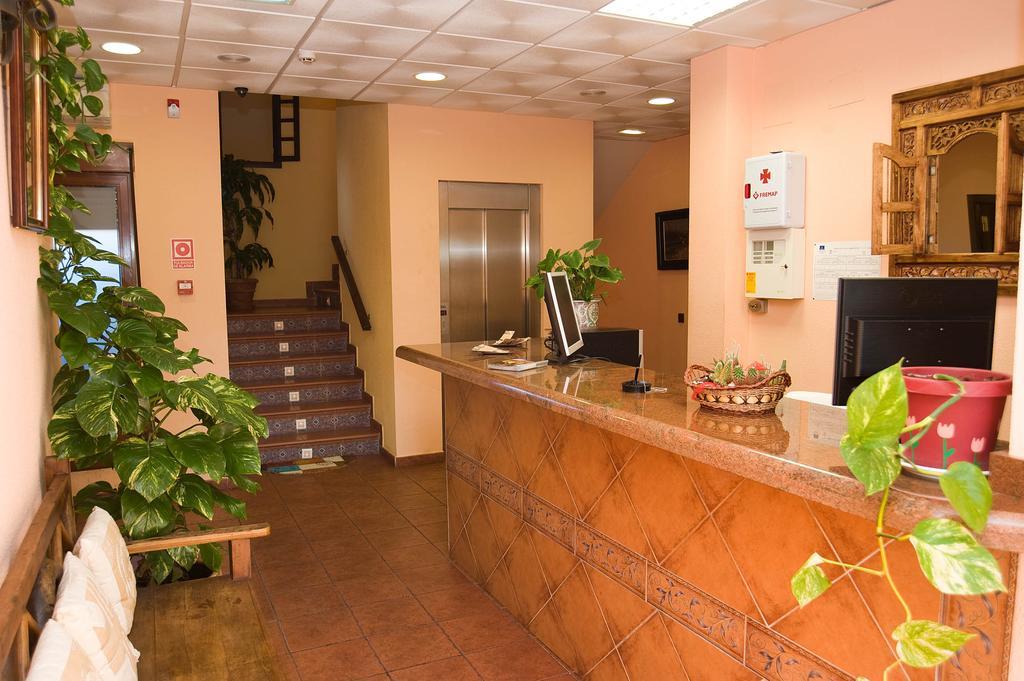 Humanes Hotel Rural "Victoria" מראה חיצוני תמונה